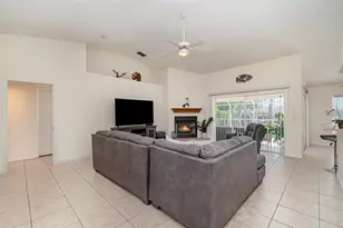 4010 Yucatan Cir, Port Charlotte, FL 33948 - Photo 10