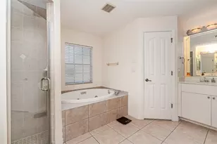 4010 Yucatan Cir, Port Charlotte, FL 33948 - Photo 20