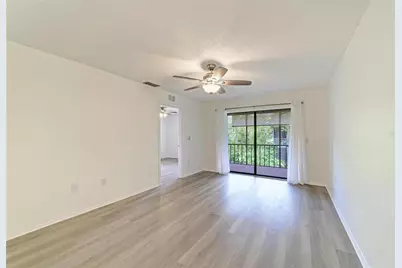 7237 Cloister Drive #207, Sarasota, FL 34231 - Photo 6
