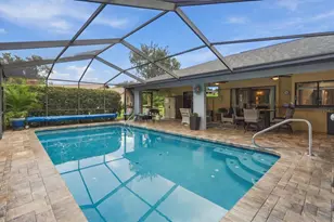69 Pine St, Homosassa, FL 34446 - Photo 2