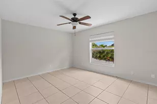 1040 Bay Harbor Dr, Englewood, FL 34224 - Photo 6