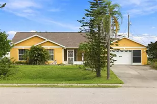 9910 Gulfstream Blvd, Englewood, FL 34224 - Photo 1