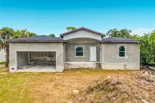 18632 Alphonse Cir, Port Charlotte, FL 33948 - Photo 4