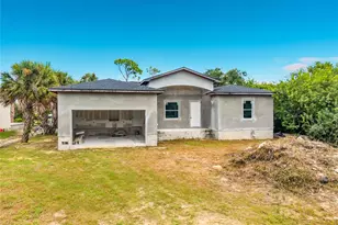 18632 Alphonse Cir, Port Charlotte, FL 33948 - Photo 2