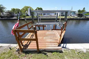 5812 Liverpool Dr, Tampa, FL 33615 - Photo 10