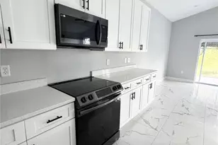 536 Sunset Rd N, Rotonda West, FL 33947 - Photo 4