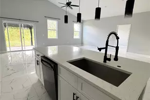 536 Sunset Rd N, Rotonda West, FL 33947 - Photo 2