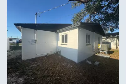 342 51st Avenue N, Saint Petersburg, FL 33703 - Photo 4