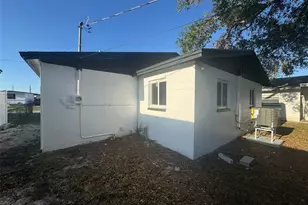 342 51st Ave N, Saint Petersburg, FL 33703 - Photo 4