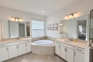 13044 Tulum Loop, Venice, FL 34293 - Photo 14