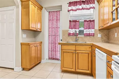 9320 & 9322 Anita Avenue, Englewood, FL 34224 - Photo 10