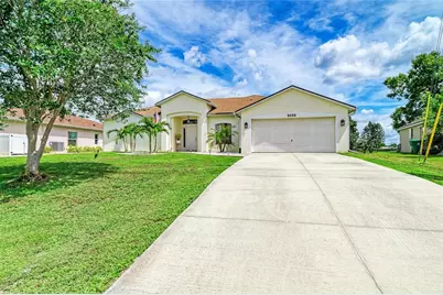 2458 Rio De Janeiro Avenue, Punta Gorda, FL 33983 - Photo 2