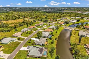 160 Annapolis Ln, Rotonda West, FL 33947 - Photo 32