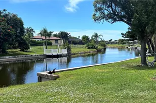 160 Annapolis Ln, Rotonda West, FL 33947 - Photo 4