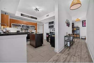 3000 Oasis Grand Boulevard #1007, Fort Myers, FL 33916 - Photo 4