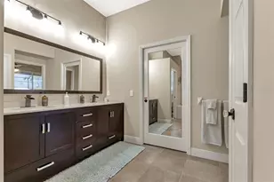 10127 Lebanon Dr, Port Charlotte, FL 33981 - Photo 34