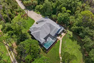 150 N Oxford Dr, Englewood, FL 34223 - Photo 2