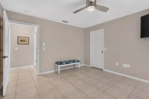 150 N Oxford Dr, Englewood, FL 34223 - Photo 62