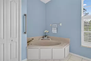 150 N Oxford Dr, Englewood, FL 34223 - Photo 48