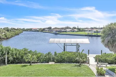 795 S Ellicott Circle, Port Charlotte, FL 33952 - Photo 2