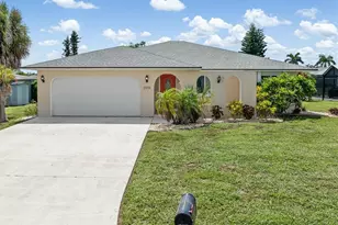 162 Annapolis Ln, Rotonda West, FL 33947 - Photo 1