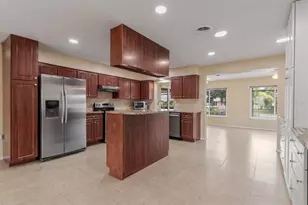 162 Annapolis Ln, Rotonda West, FL 33947 - Photo 10