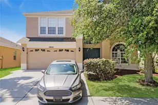 30630 Annadale Dr, Wesley Chapel, FL 33545 - Photo 2