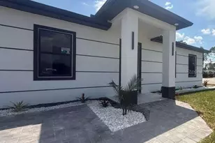 717 Devon St, Lehigh Acres, FL 33974 - Photo 2