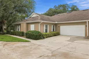 1425 Winding Oak Dr, Port Charlotte, FL 33948 - Photo 4