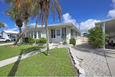 2100 Kings Highway #213, Port Charlotte, FL 33980 - Photo 4