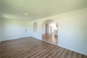 2269 SE Mooney Dr, Arcadia, FL 34266 - Photo 4