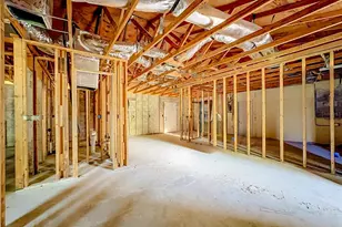 1409 17th St E, Bradenton, FL 34208 - Photo 2