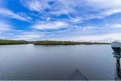 4061 Lea Marie Island Drive, Port Charlotte, FL 33952 - Photo 8