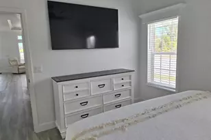 64 Fifth St, Bradenton, FL 34210 - Photo 6
