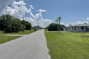 322 Reading St NW, Port Charlotte, FL 33952 - Photo 16