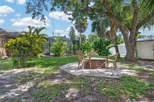 19163 Baoy Ave, Port Charlotte, FL 33948 - Photo 30