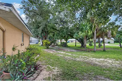 19163 Baoy Avenue, Port Charlotte, FL 33948 - Photo 28