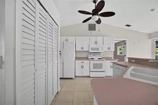 19163 Baoy Ave, Port Charlotte, FL 33948 - Photo 8