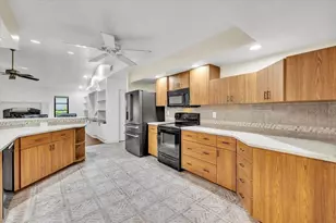 21238 Hubbard Ave, Port Charlotte, FL 33952 - Photo 14