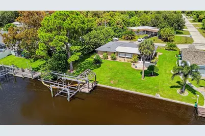 18393 Hottelet Circle, Port Charlotte, FL 33948 - Photo 34