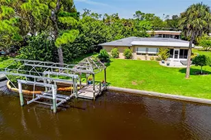 18393 Hottelet Cir, Port Charlotte, FL 33948 - Photo 32