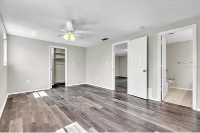 528 Magnolia Avenue NW, Port Charlotte, FL 33952 - Photo 16