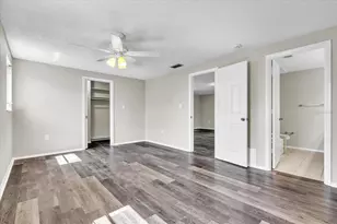 528 Magnolia Ave NW, Port Charlotte, FL 33952 - Photo 16