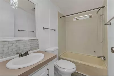 1000 Kings Highway #18, Port Charlotte, FL 33980 - Photo 30
