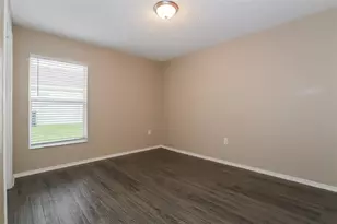 8375 Greystone Dr, Lakeland, FL 33810 - Photo 12