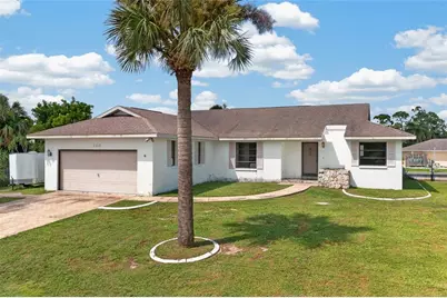 300 Tarpon Way, Punta Gorda, FL 33950 - Photo 2
