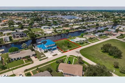 182 Severin Road SE, Port Charlotte, FL 33952 - Photo 2