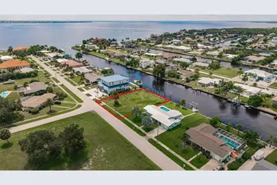 182 Severin Road SE, Port Charlotte, FL 33952 - Photo 4