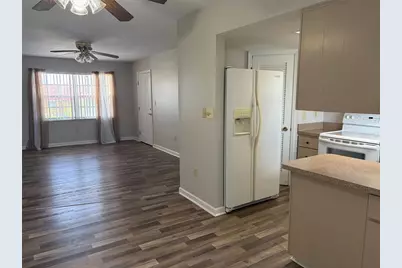 4158 Tamiami Trail #T8, Port Charlotte, FL 33952 - Photo 4