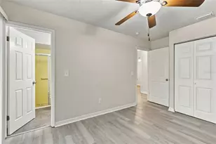 6770 S Biscayne Dr, North Port, FL 34287 - Photo 16